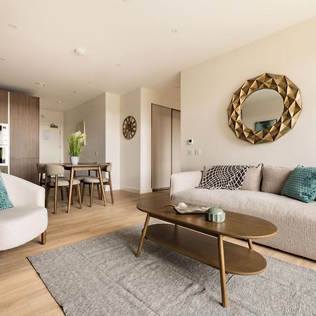 Charles Hope London Greenford กรีนฟอร์ด ภายนอก รูปภาพ