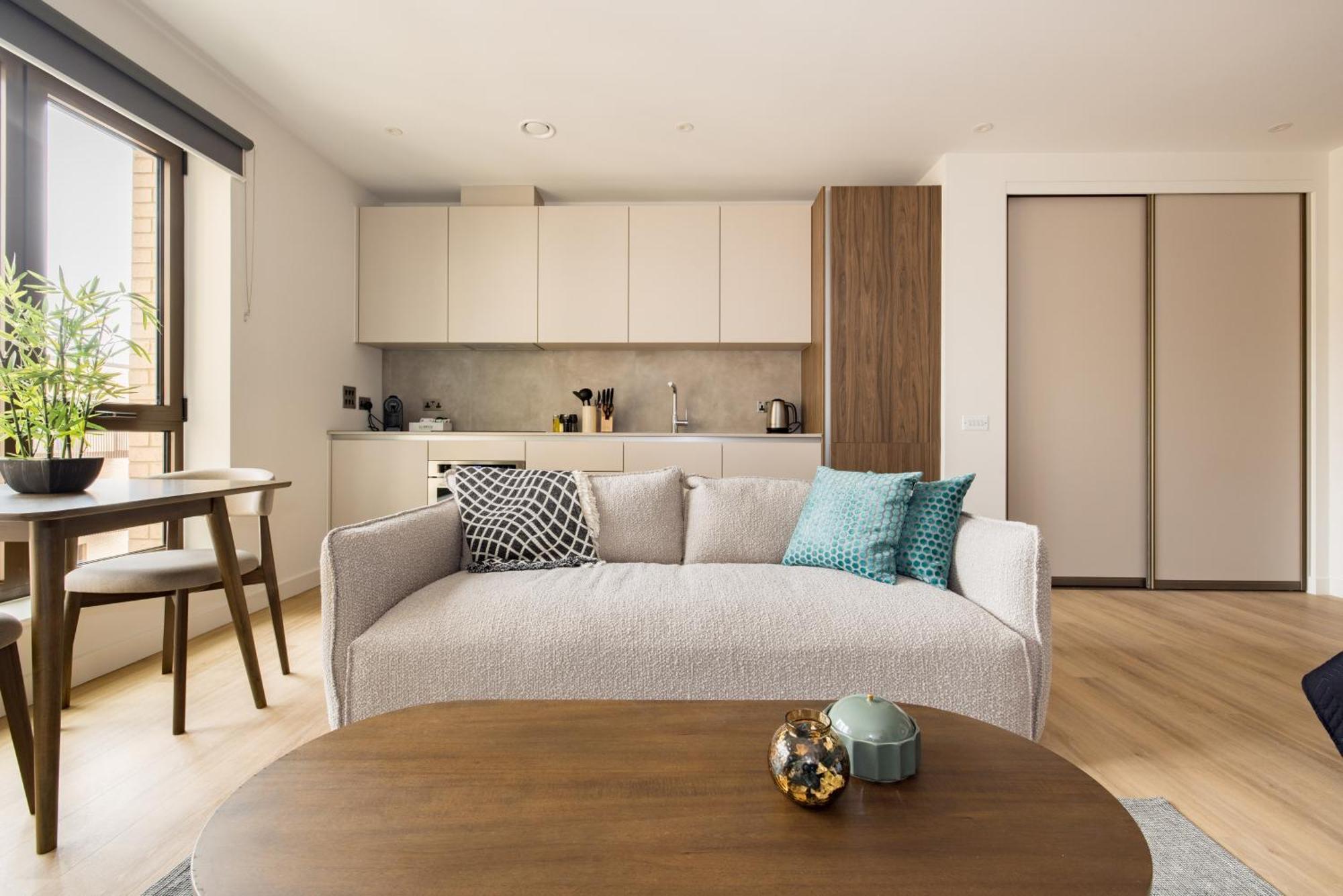 Charles Hope London Greenford กรีนฟอร์ด ภายนอก รูปภาพ