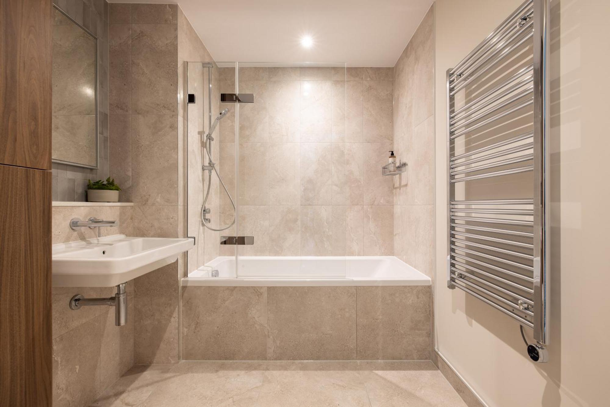Charles Hope London Greenford กรีนฟอร์ด ภายนอก รูปภาพ